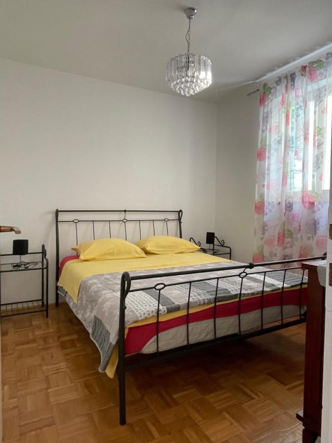 Apartments Antonija Punta Skala Next To Falkensteiner Resort Petrcane Εξωτερικό φωτογραφία