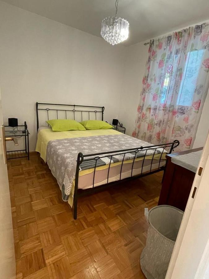 Apartments Antonija Punta Skala Next To Falkensteiner Resort Petrcane Εξωτερικό φωτογραφία