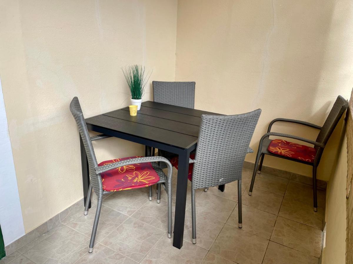 Apartments Antonija Punta Skala Next To Falkensteiner Resort Petrcane Εξωτερικό φωτογραφία