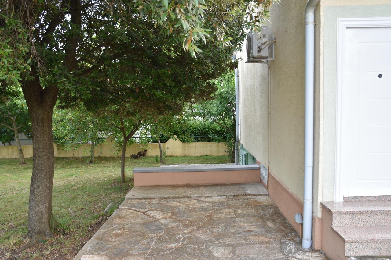 Apartments Antonija Punta Skala Next To Falkensteiner Resort Petrcane Εξωτερικό φωτογραφία